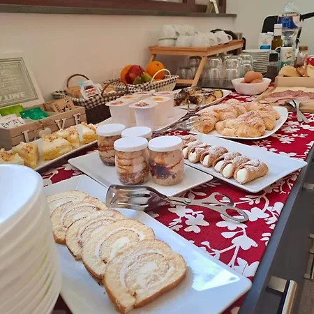 La Vie Fuille Bed & Breakfast