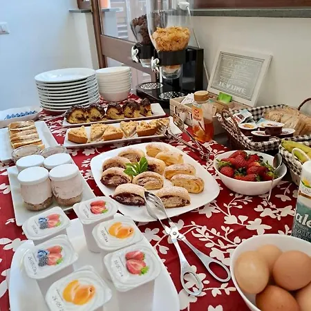 Bed & Breakfast La Vie Fuille Riposto