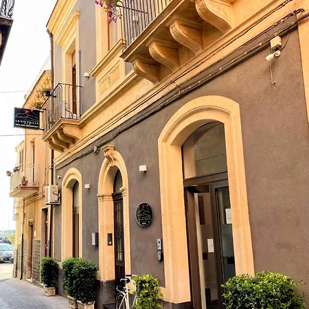 La Vie Fuille Bed & Breakfast